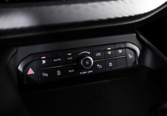 Подержанный автомобиль Haval F7x 2022 года (17 фото)