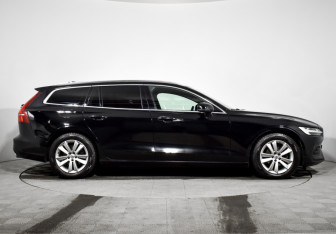 Подержанный автомобиль Volvo V60 2019 года (4 фото)