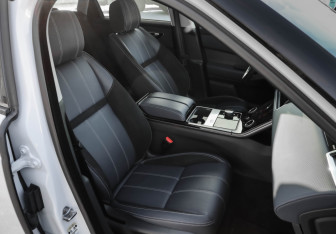 Подержанный автомобиль Land Rover Range Rover Velar 2019 года (27 фото)