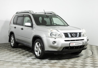 Подержанный автомобиль Nissan X-Trail 2008 года (3 фото)