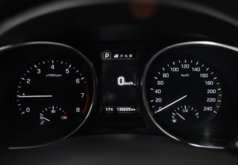 Подержанный автомобиль Hyundai Santa Fe 2017 года (13 фото)