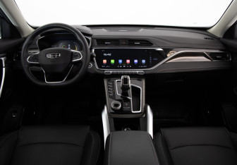 Подержанный автомобиль Geely Atlas Pro 2024 года (9 фото)
