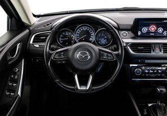 Подержанный автомобиль Mazda 6 Sedan 2016 года (12 фото)