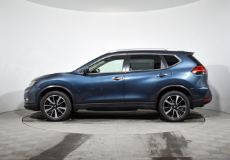 Подержанный автомобиль Nissan X-Trail 2019 года (8 фото)