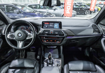 Подержанный автомобиль BMW X3 2019 года (13 фото)