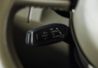 Подержанный автомобиль Audi Q5 2014 года (12 фото)