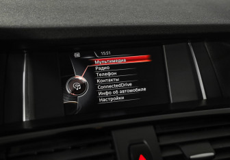 Подержанный автомобиль BMW X3 2017 года (14 фото)