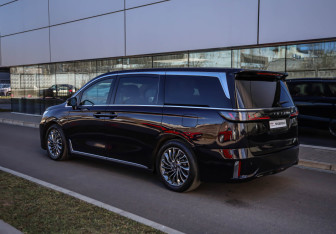 Подержанный автомобиль Voyah Dream 2023 года (6 фото)