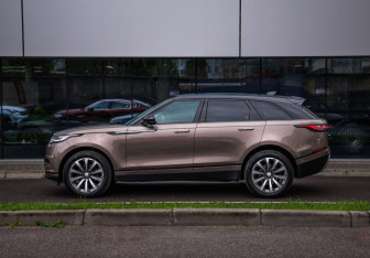 Подержанный автомобиль Land Rover Range Rover Velar 2018 года (9 фото)