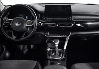 Подержанный автомобиль Kia Seltos 2020 года (14 фото)