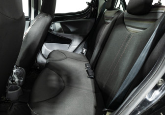 Подержанный автомобиль Citroen C1 2010 года (10 фото)