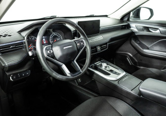 Подержанный автомобиль Haval Jolion 2024 года (11 фото)