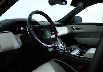 Подержанный автомобиль Land Rover Range Rover Velar 2019 года (13 фото)