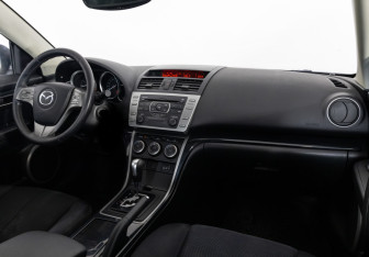 Подержанный автомобиль Mazda 6 Sedan 2008 года (9 фото)