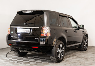 Подержанный автомобиль Land Rover Freelander 2014 года (5 фото)