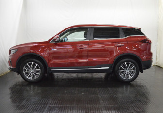 Подержанный автомобиль Geely Atlas Pro 2024 года (8 фото)