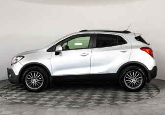 Подержанный автомобиль Opel Mokka 2014 года (8 фото)