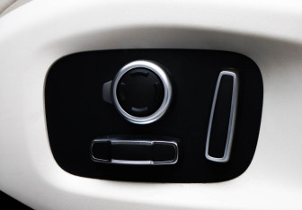 Подержанный автомобиль Jaguar I-Pace 2021 года (36 фото)