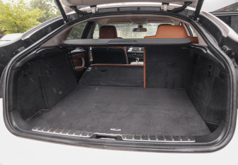 Подержанный автомобиль BMW X6 2013 года (29 фото)
