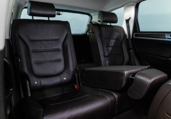 Подержанный автомобиль Volkswagen Touareg 2017 года (28 фото)