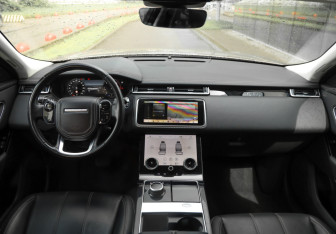Подержанный автомобиль Land Rover Range Rover Velar 2018 года (11 фото)