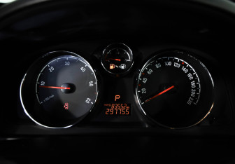 Подержанный автомобиль Opel Antara 2014 года (11 фото)