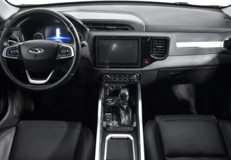 Подержанный автомобиль Chery Tiggo 4 2022 года (15 фото)