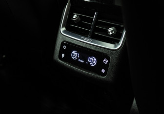 Подержанный автомобиль Chery Tiggo 8 Pro Max 2023 года (15 фото)