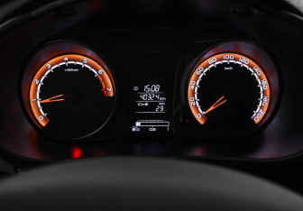 Подержанный автомобиль LADA (ВАЗ) Granta Wagon 2023 года (16 фото)