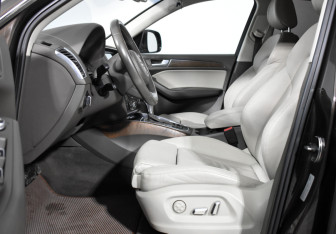 Подержанный автомобиль Audi Q5 2013 года (10 фото)