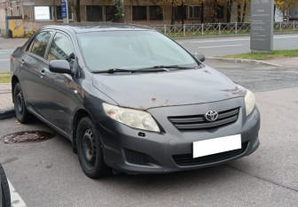 Подержанный автомобиль Toyota Corolla Sedan 2008 года (2 фото)