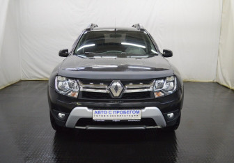 Подержанный автомобиль Renault Duster 2020 года (2 фото)