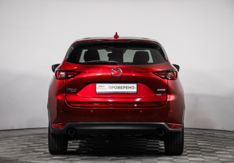 Подержанный автомобиль Mazda CX-5 2020 года (6 фото)