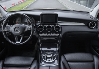 Подержанный автомобиль Mercedes-Benz GLC Coupe 2015 года (11 фото)