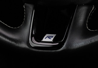 Подержанный автомобиль Volvo XC60 2019 года (18 фото)