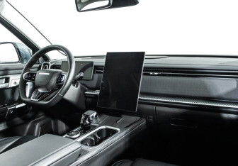 Подержанный автомобиль Jaecoo J7 2023 года (9 фото)