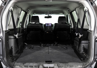 Подержанный автомобиль Nissan Pathfinder 2012 года (22 фото)