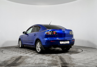 Подержанный автомобиль Mazda 3 Sedan 2007 года (7 фото)