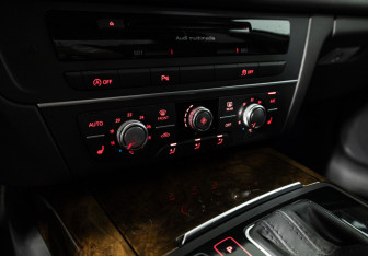 Подержанный автомобиль Audi A6 Sedan 2014 года (16 фото)
