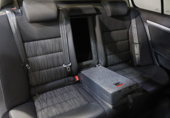 Подержанный автомобиль Skoda Octavia Liftback 2009 года (22 фото)