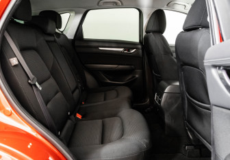 Подержанный автомобиль Mazda CX-5 2019 года (18 фото)