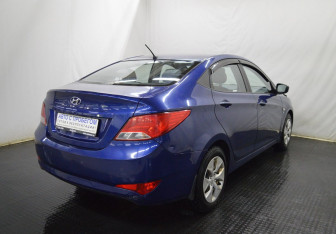 Подержанный автомобиль Hyundai Solaris Sedan 2015 года (5 фото)