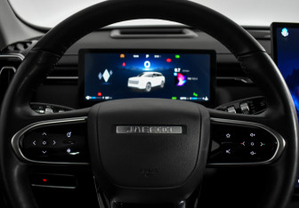 Подержанный автомобиль Jaecoo J7 2023 года (19 фото)