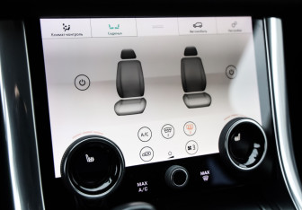 Подержанный автомобиль Land Rover Range Rover Sport 2018 года (22 фото)