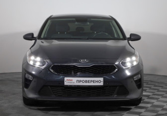 Подержанный автомобиль Kia Ceed Hatchback 2021 года (2 фото)