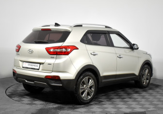 Подержанный автомобиль Hyundai Creta 2019 года (5 фото)