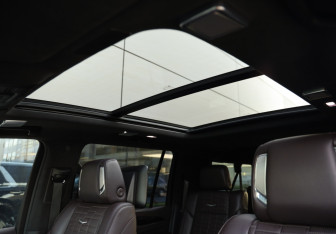 Подержанный автомобиль Cadillac Escalade Suv 2021 года (32 фото)