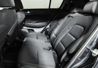 Подержанный автомобиль Kia Sportage 2017 года (10 фото)