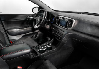Подержанный автомобиль Kia Sportage 2019 года (13 фото)