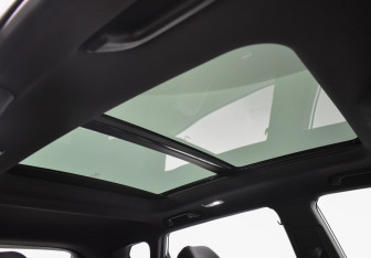 Подержанный автомобиль Geely Coolray 2023 года (18 фото)